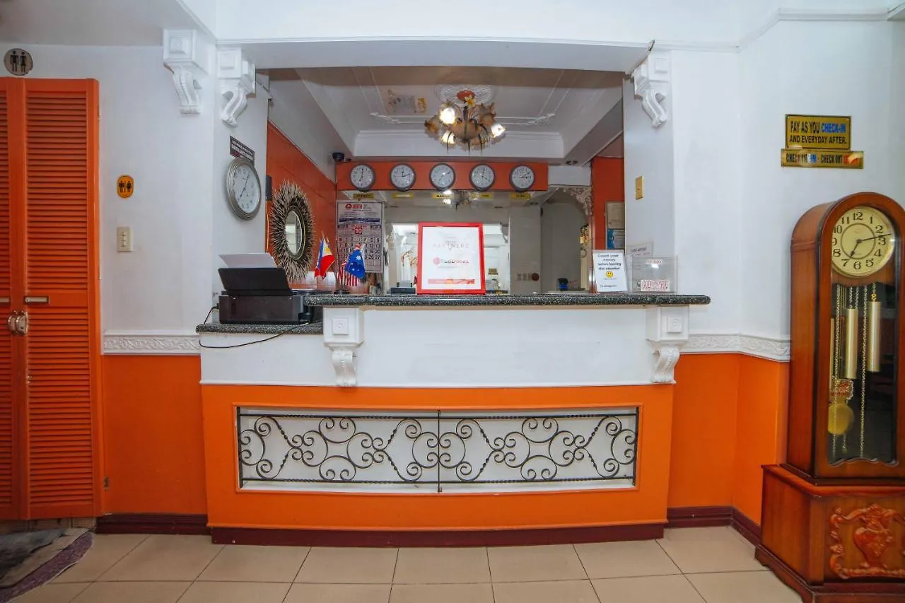 Reddoorz @ Fields Avenue Angeles City Hotel