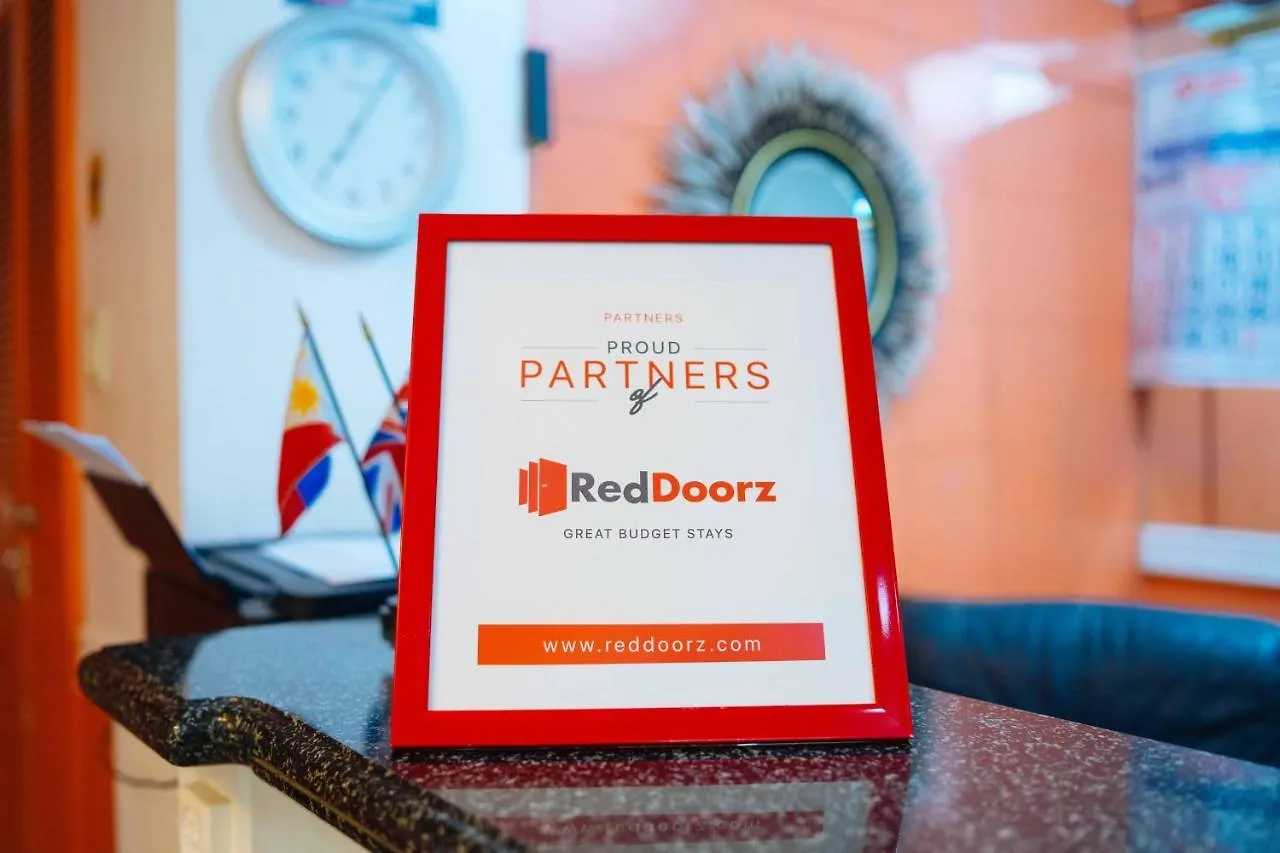 Hotel Reddoorz @ Fields Avenue Angeles City