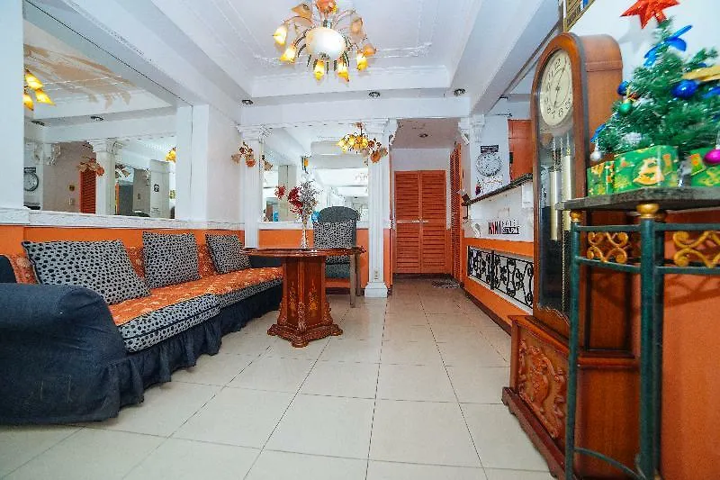 Reddoorz @ Fields Avenue Angeles City Hotel